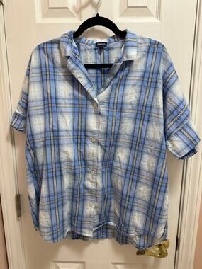 Gap Body Plaid Short-Sleeve Top Button up Size L Blue Plaid